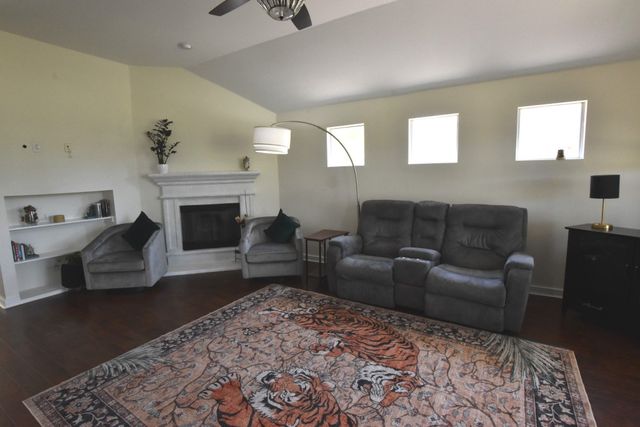 3732 Ranchman Boulevard, Denton, TX 76210