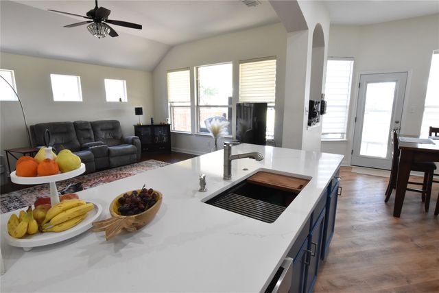 3732 Ranchman Boulevard, Denton, TX 76210