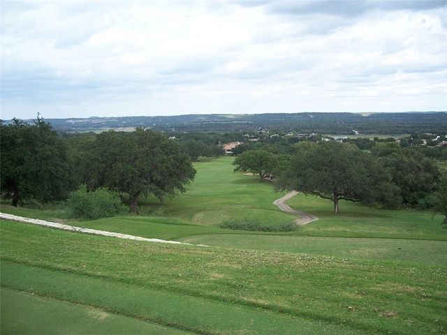 2604 Countryside CIR, Spicewood, TX 78669