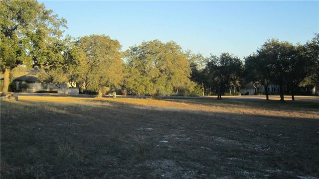 2604 Countryside CIR, Spicewood, TX 78669