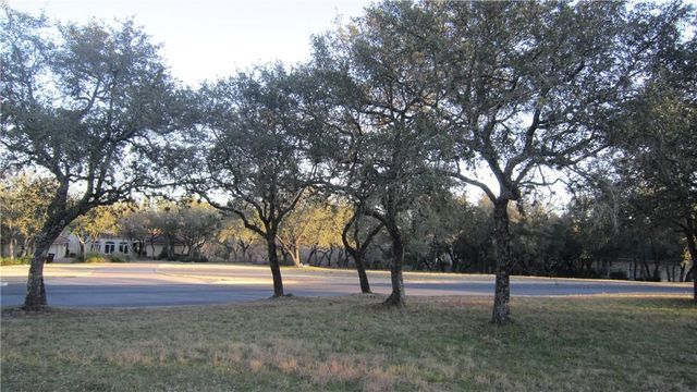 2604 Countryside CIR, Spicewood, TX 78669