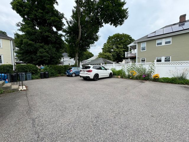 56 Nathan Rd 1, Waltham, MA 02453