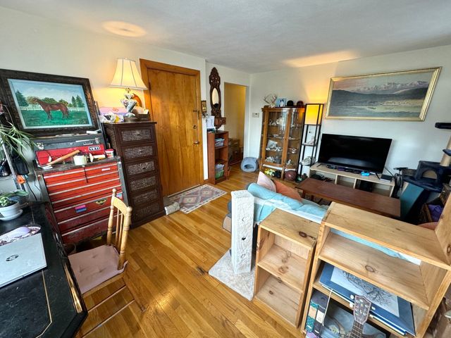 56 Nathan Rd 1, Waltham, MA 02453