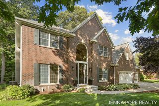 15375 Oak Point Drive, Spring Lake, MI 49456