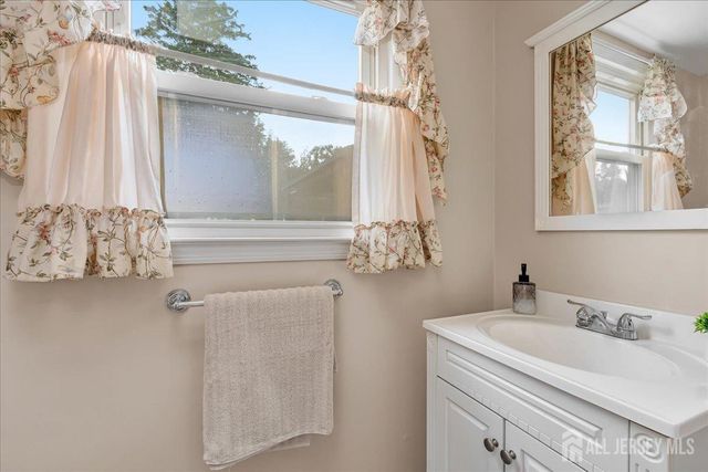102 Fawn Drive, Old Bridge, NJ 07747