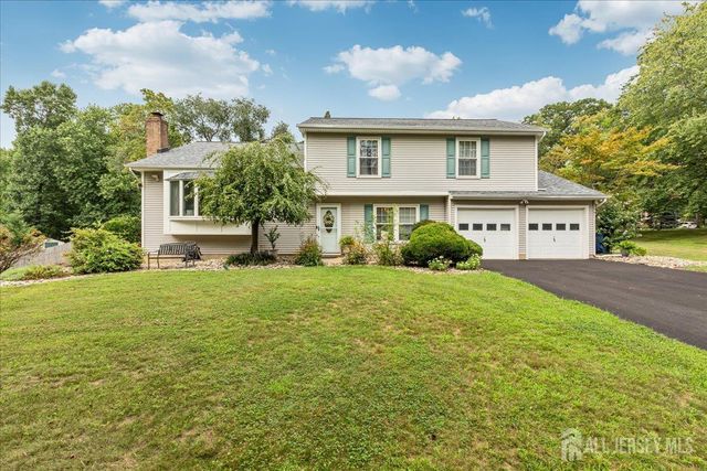 102 Fawn Drive, Old Bridge, NJ 07747