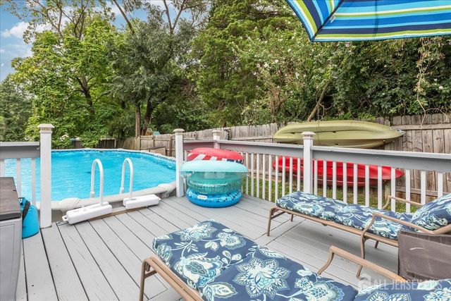 102 Fawn Drive, Old Bridge, NJ 07747