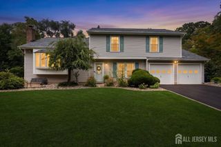 102 Fawn Drive, Old Bridge, NJ 07747