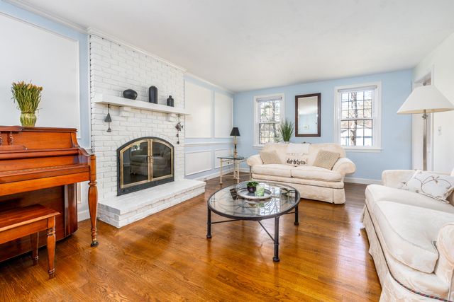 12 Fairway Drive, East Dennis, MA 02641