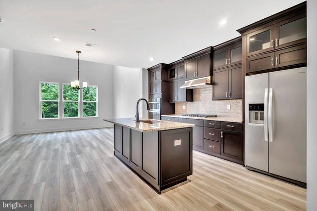 10208 DONATELLO, Princeton, NJ 08540