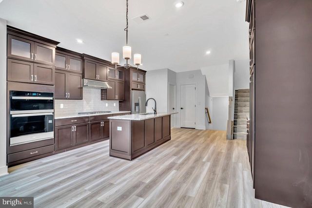 10208 DONATELLO, Princeton, NJ 08540