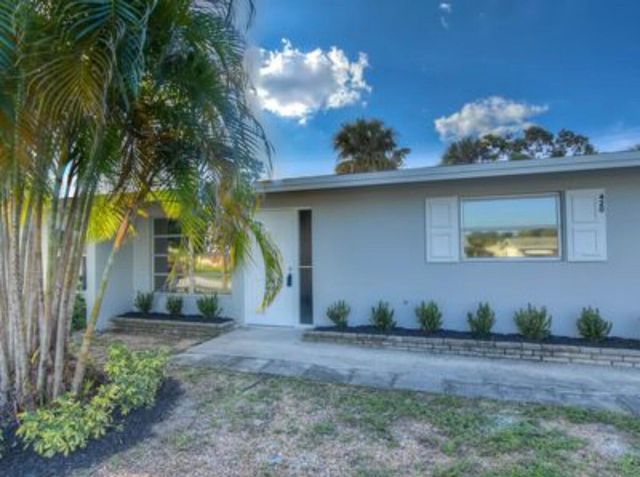 420 SE PARKWAY Drive, Stuart, FL 34996