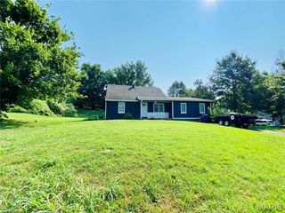 3379 Marbury Drive, St Louis, MO 63129