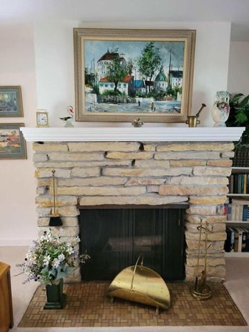 7275 N Navajo AVENUE, Glendale, WI 53217