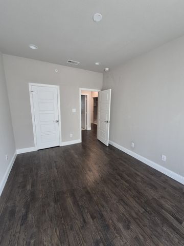 2904 Sheridan, Carrollton, TX 75010