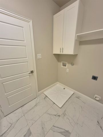 2904 Sheridan, Carrollton, TX 75010