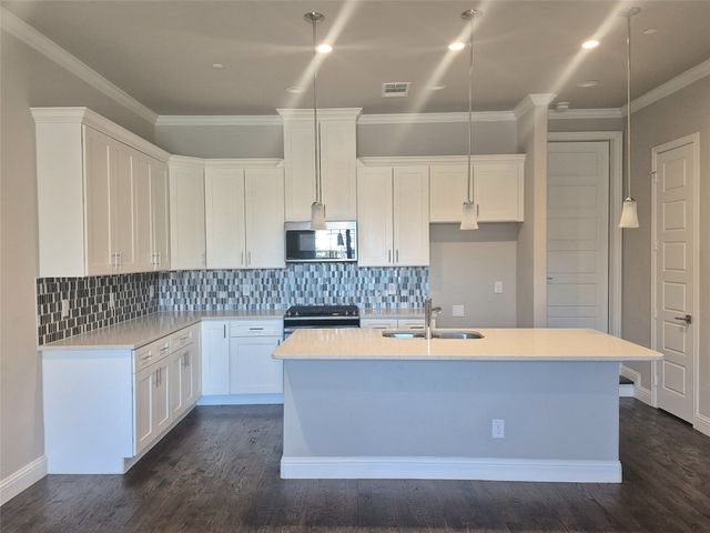 2904 Sheridan, Carrollton, TX 75010