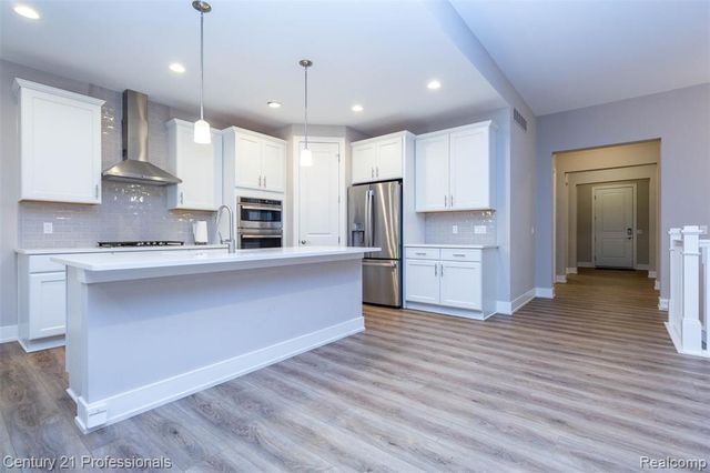 17242 Garden Ridge Lane, Northville, MI 48168