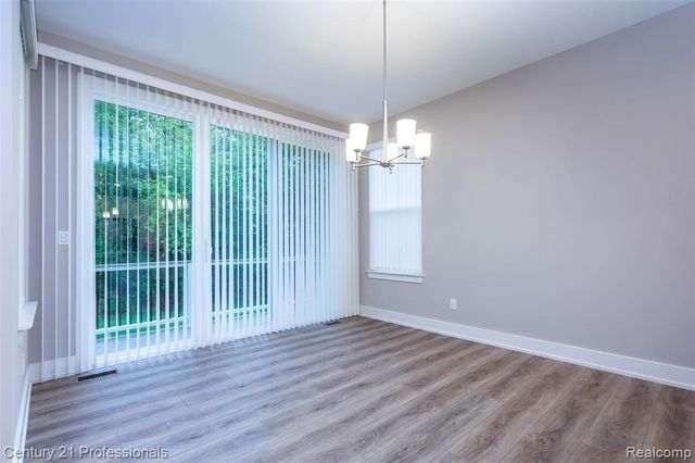 17242 Garden Ridge Lane, Northville, MI 48168