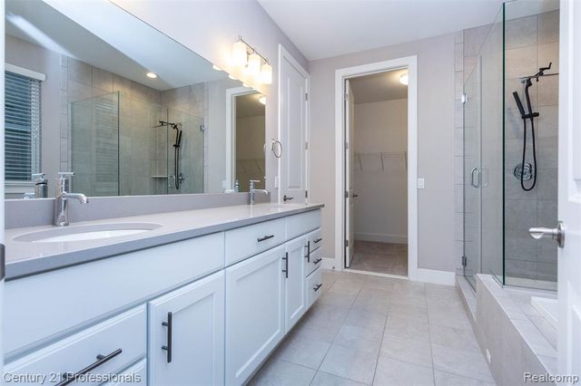 17242 Garden Ridge Lane, Northville, MI 48168