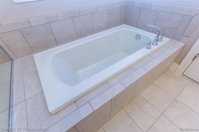17242 Garden Ridge Lane, Northville, MI 48168