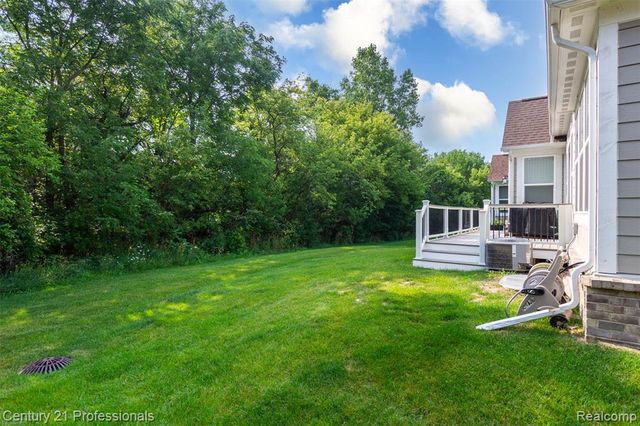17242 Garden Ridge Lane, Northville, MI 48168