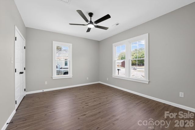 344 Mayflower Avenue, Cramerton, NC 28032