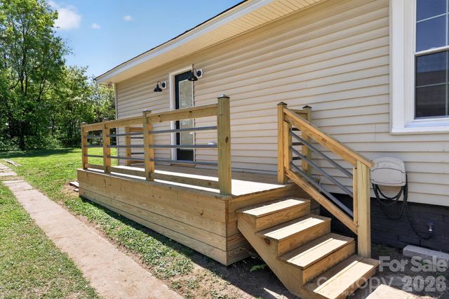 344 Mayflower Avenue, Cramerton, NC 28032