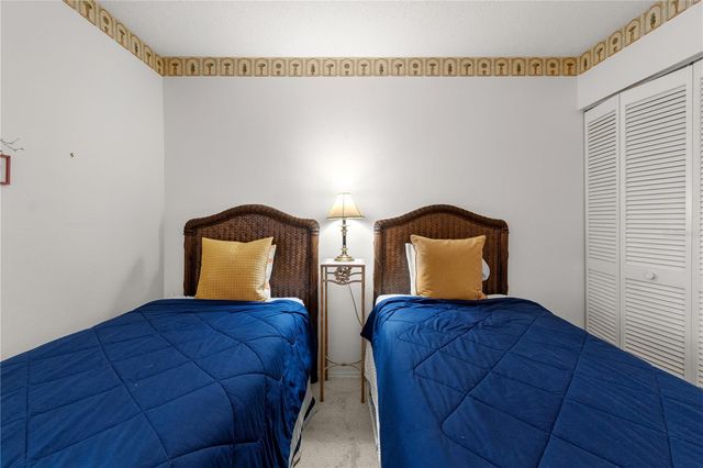 922 CAPRI ISLES BOULEVARD 217, Venice, FL 34292