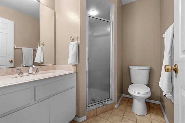 922 CAPRI ISLES BOULEVARD 217, Venice, FL 34292