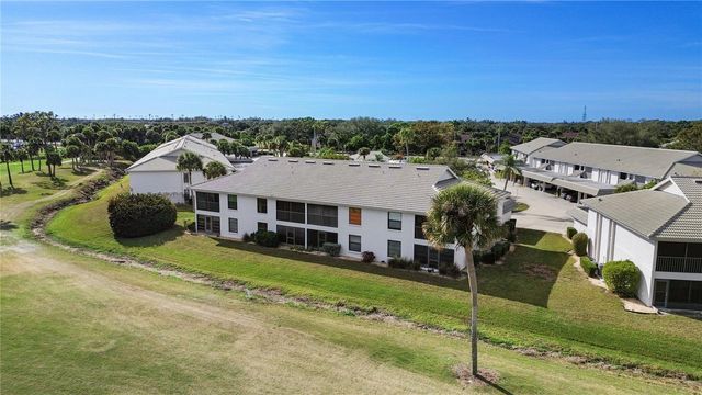 922 CAPRI ISLES BOULEVARD 217, Venice, FL 34292