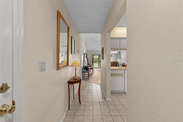 922 CAPRI ISLES BOULEVARD 217, Venice, FL 34292