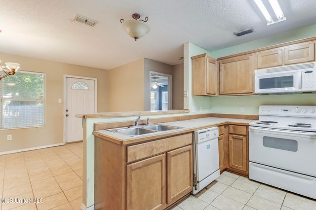 10346 Cottage Court, D'iberville, MS 39540