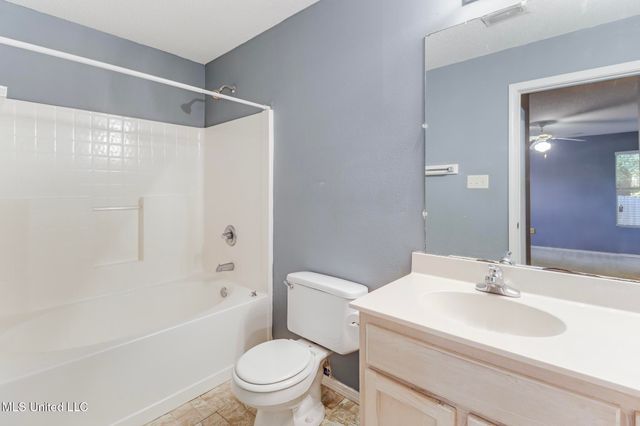10346 Cottage Court, D'iberville, MS 39540