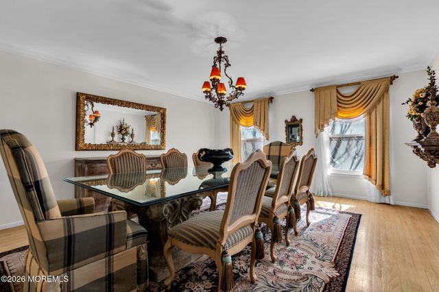 37 Carrie Drive, Marlboro, NJ 07746