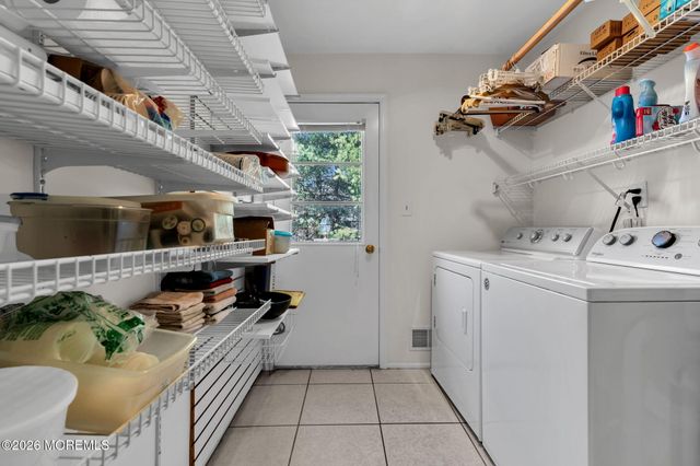 37 Carrie Drive, Marlboro, NJ 07746