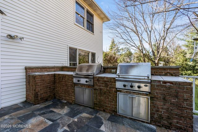 37 Carrie Drive, Marlboro, NJ 07746