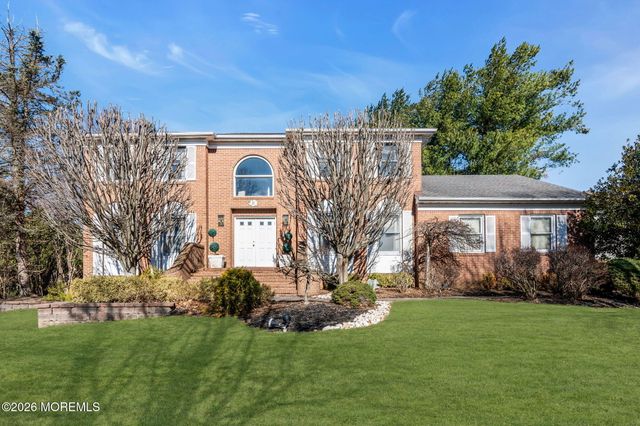 37 Carrie Drive, Marlboro, NJ 07746