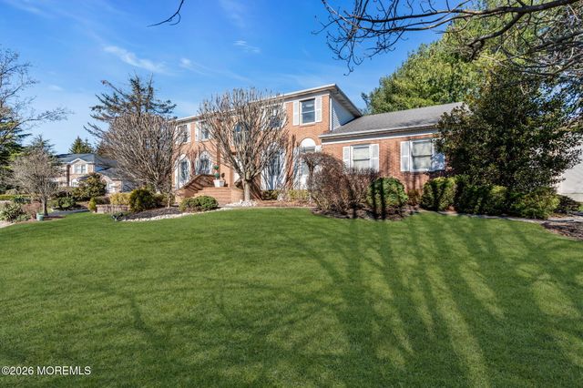 37 Carrie Drive, Marlboro, NJ 07746