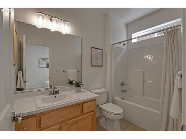 14030 Nw LAKEVIEW Dr, Portland, OR 97229