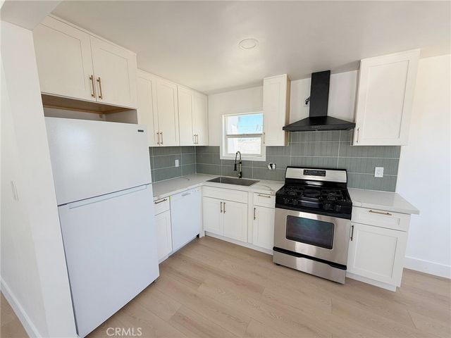 125 N Date Avenue, Rialto, CA 92376