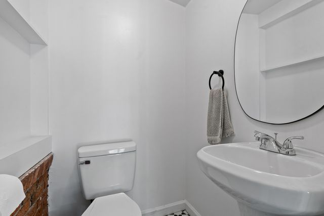 5325 Helene Drive, North Charleston, SC 29418