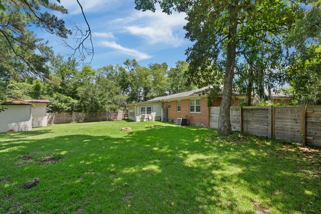 5325 Helene Drive, North Charleston, SC 29418