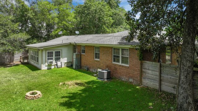 5325 Helene Drive, North Charleston, SC 29418