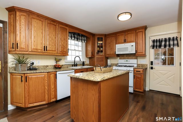 8 Housman Street, Danbury, CT 06810