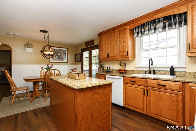 8 Housman Street, Danbury, CT 06810