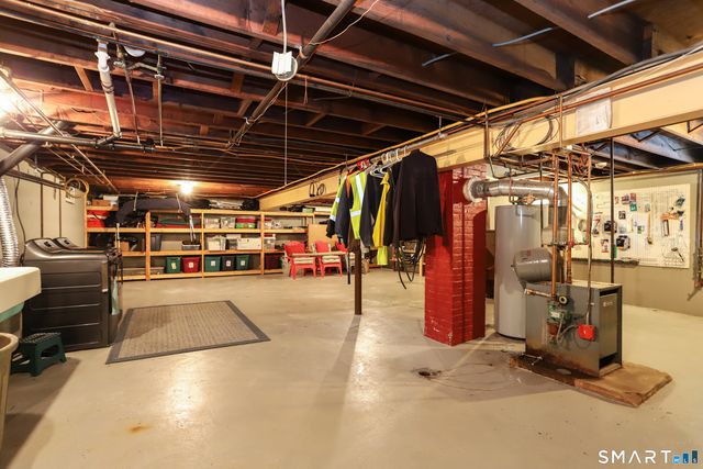 8 Housman Street, Danbury, CT 06810