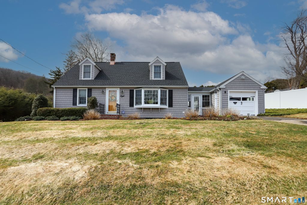 8 Housman Street, Danbury, CT 06810