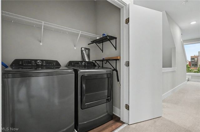 1262 W 70th Street, Cleveland, OH 44102
