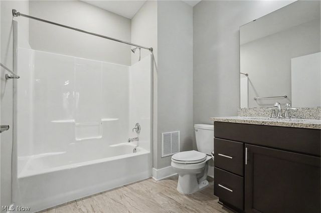 1262 W 70th Street, Cleveland, OH 44102